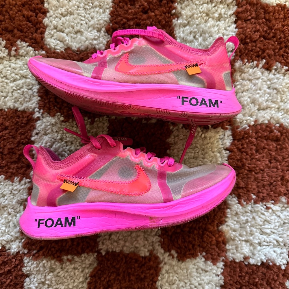 Off white pink Nike zoom runner